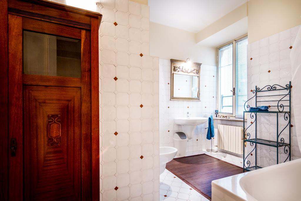 Lake Charming Apartment Τσερνόμπιο Δωμάτιο φωτογραφία